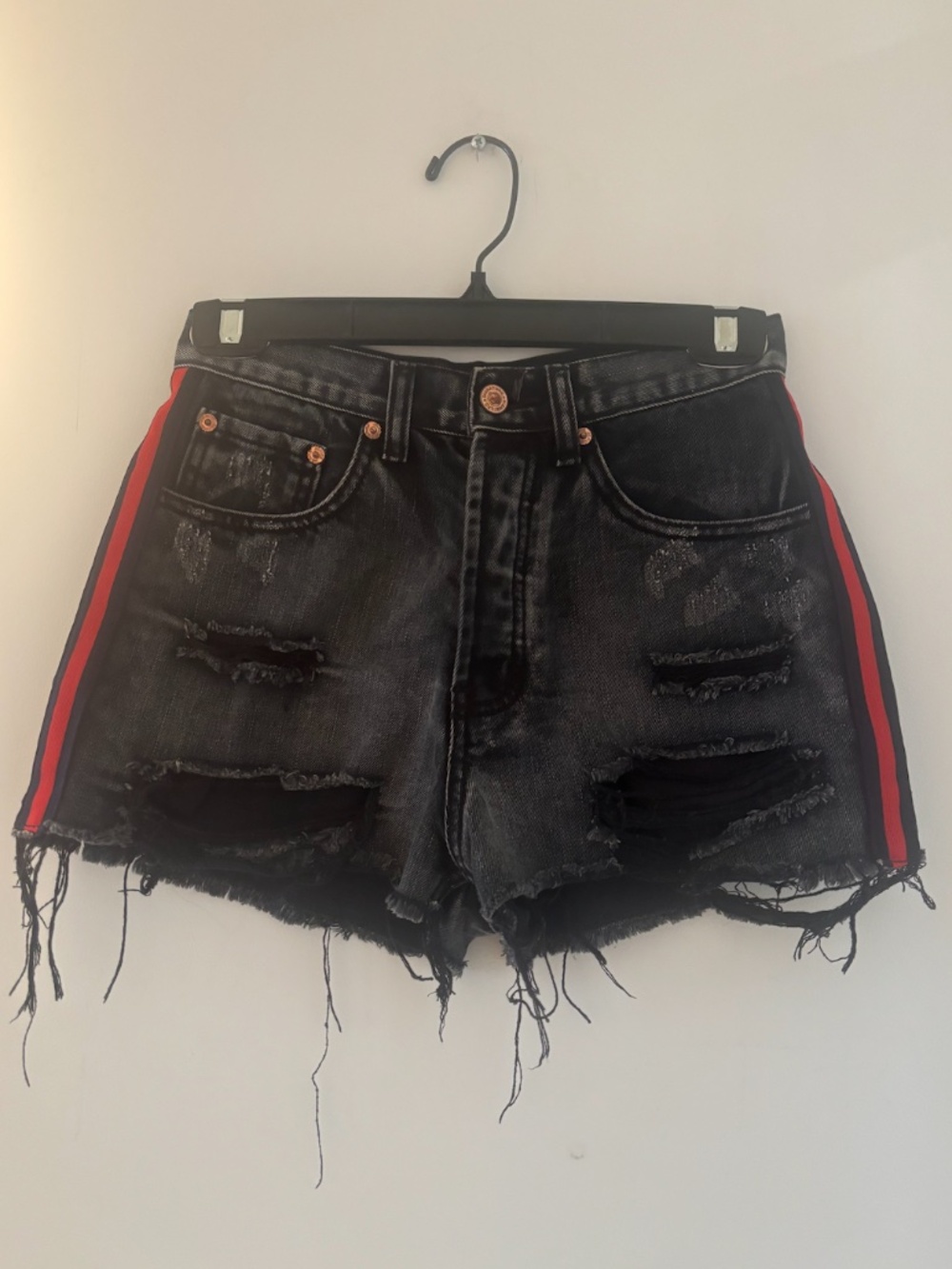 Signatures Size Small Black Distressed Cotton Shorts